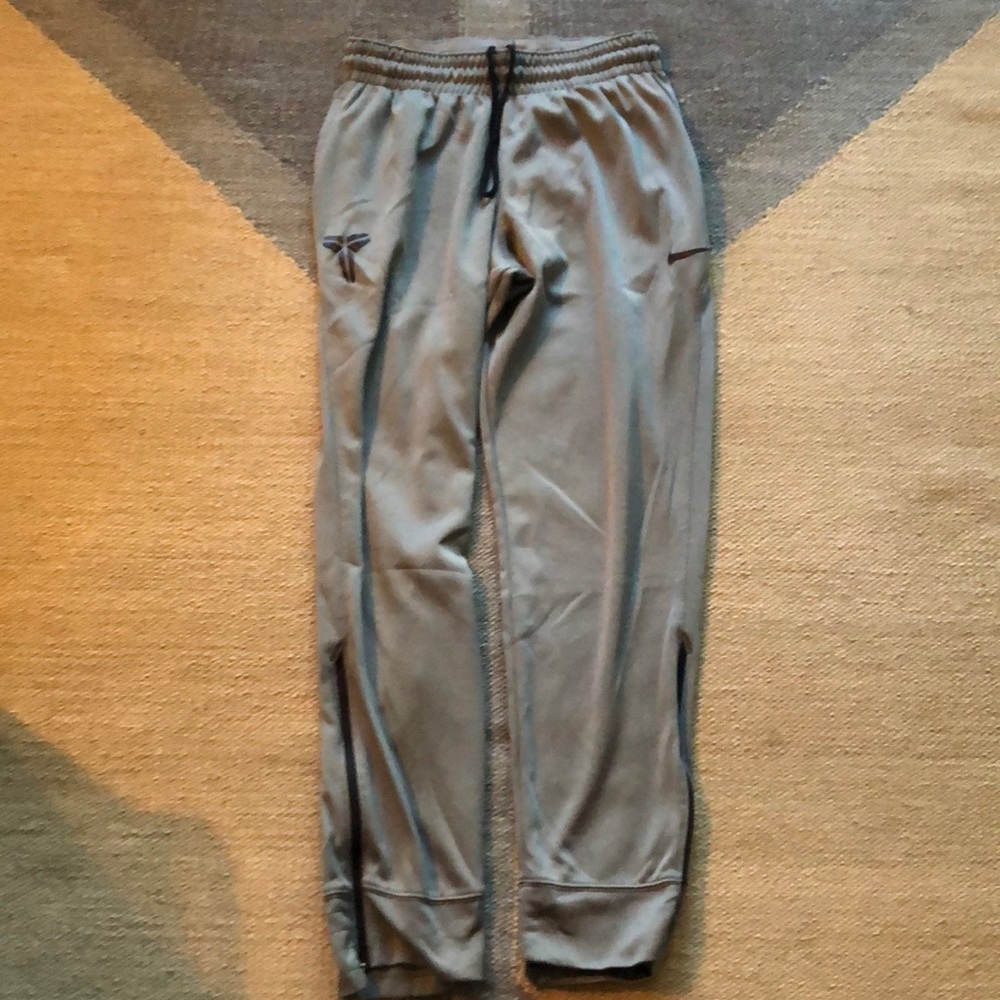 Nike dri fit jogger